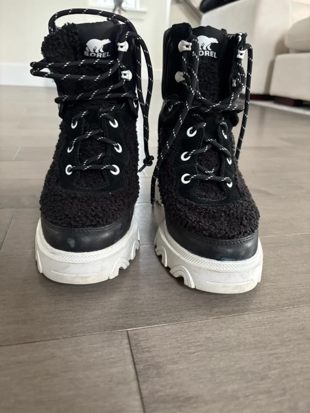 Brex™ Leather & Faux Shearling Block Heel Lace-Up Bootie - Picture 2 of 13